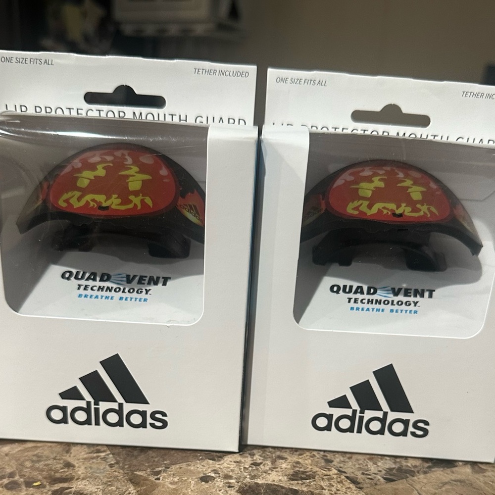 Set of 2 Adidas Mouth Guard QUAD VENT TECHNOLOGY with  Adidas logo